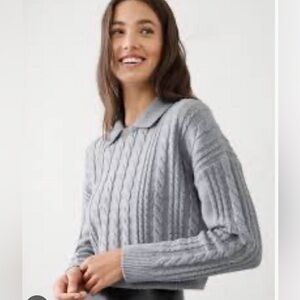Banana Republic Perfectly Soft Women's Light Gray Cropped Cable Knit Sweater